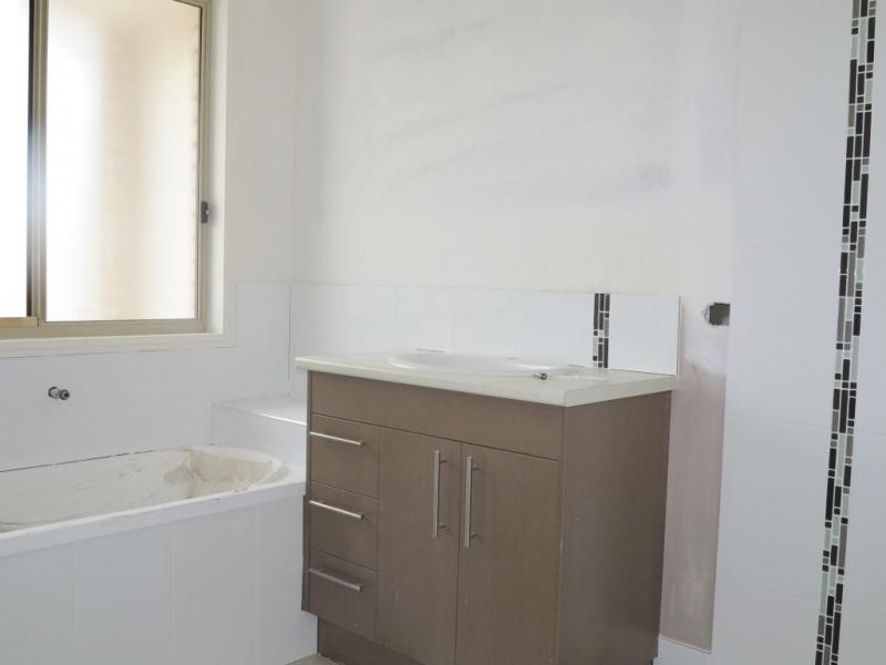 L78A South Quarter Drive, Loganlea QLD 4131