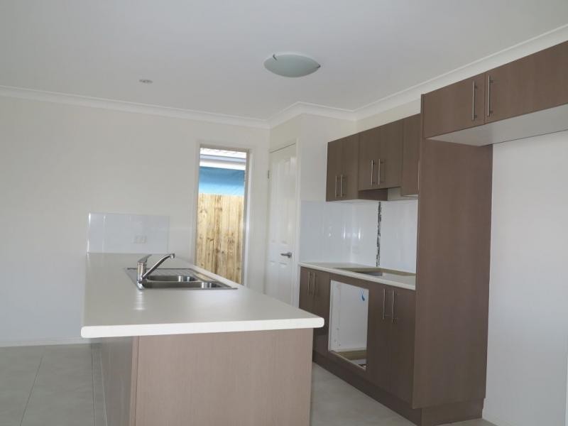 L18A South Quarter Drive, Loganlea QLD 4131