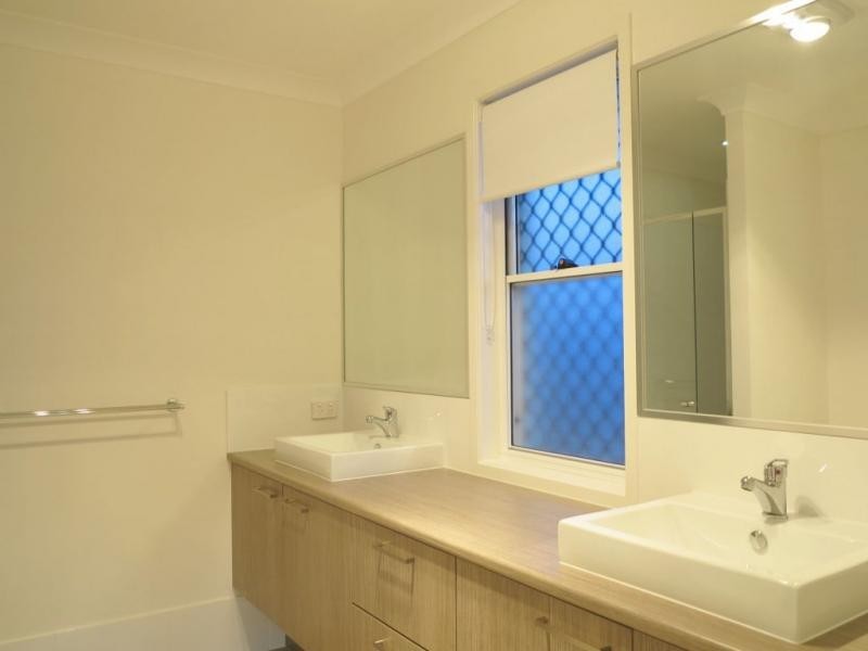 Logan Reserve QLD 4133