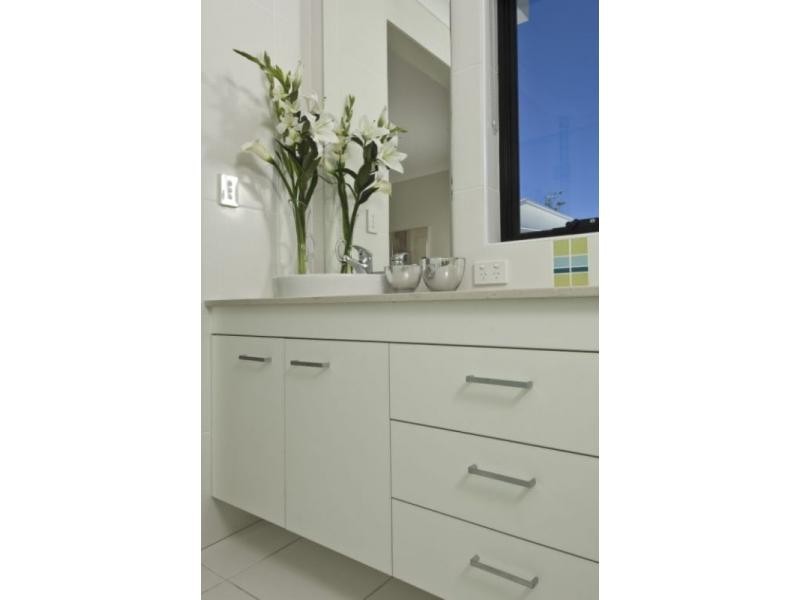 North Lakes QLD 4509