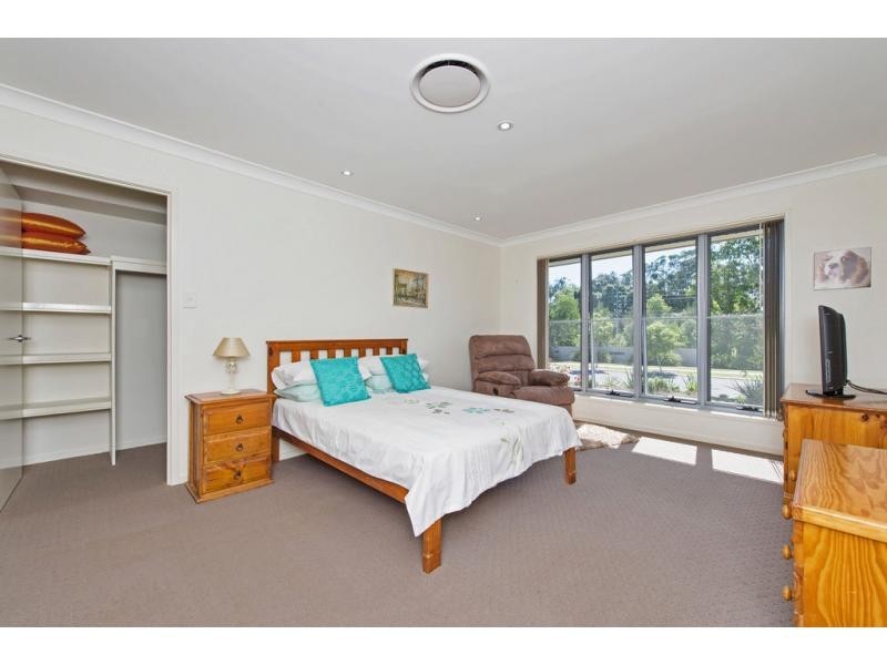 20 Plantation Crescent, Maudsland QLD 4210