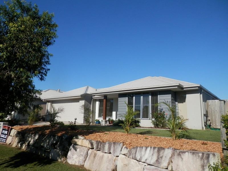 20 Plantation Crescent, Maudsland QLD 4210