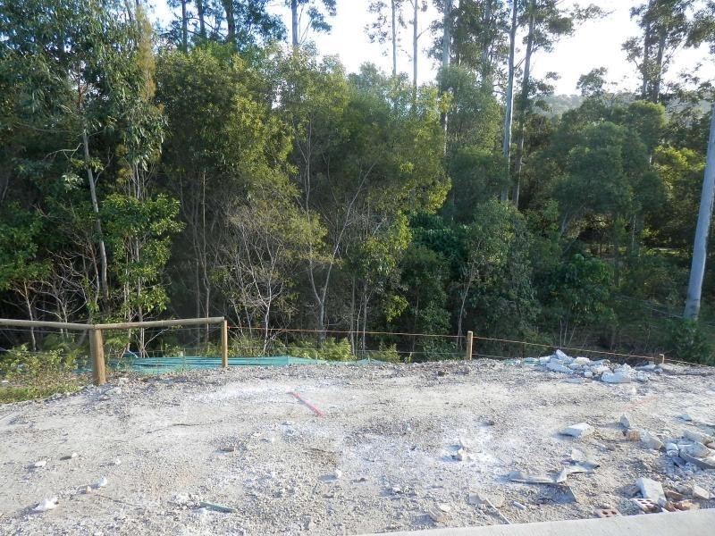 L48 Darling Close, Pacific Pines QLD 4211