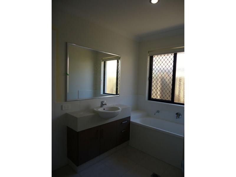 Coomera QLD 4209