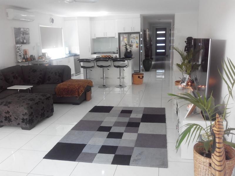 3 Prairie Avenue, Riverstone Crossing, Maudsland QLD 4210