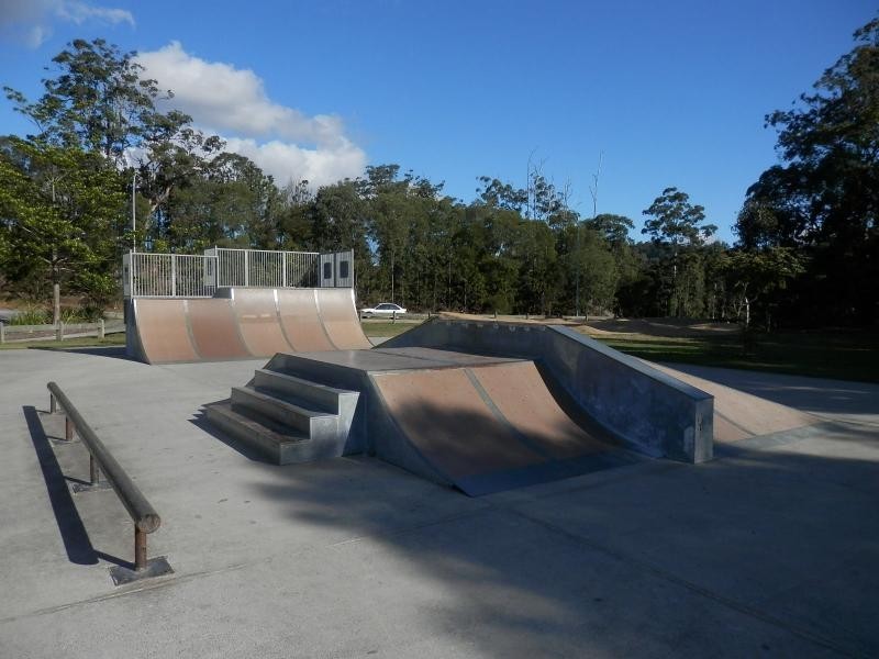 10 Darling Close, Pacific Pines QLD 4211