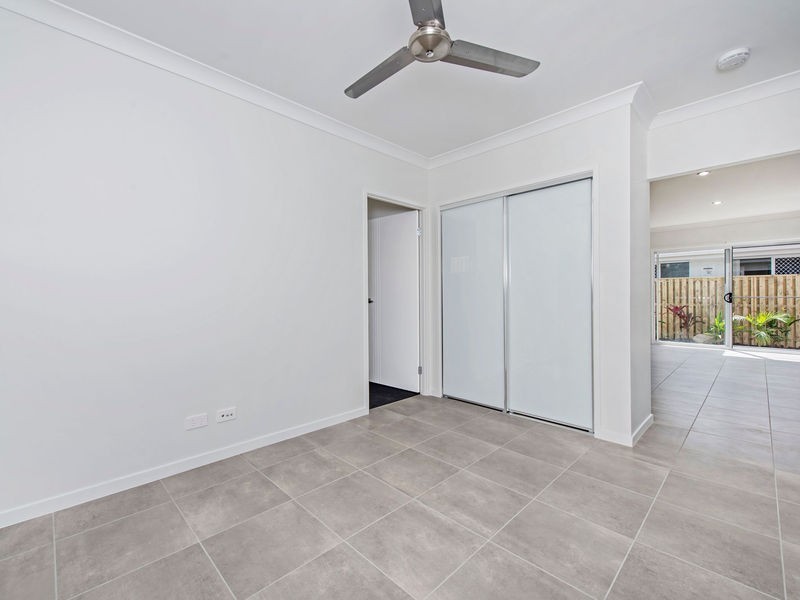 8 Hillstone Crescent, Riverstone Crossing, Maudsland QLD 4210