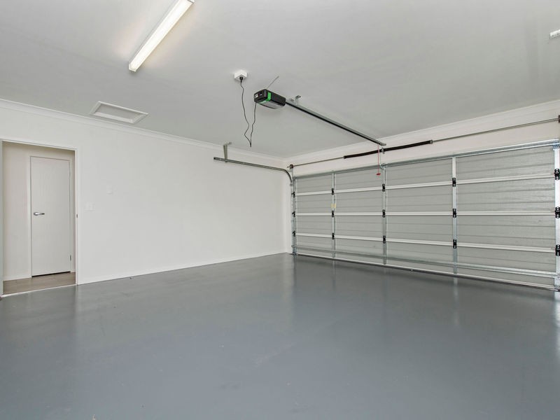 8 Hillstone Crescent, Riverstone Crossing, Maudsland QLD 4210