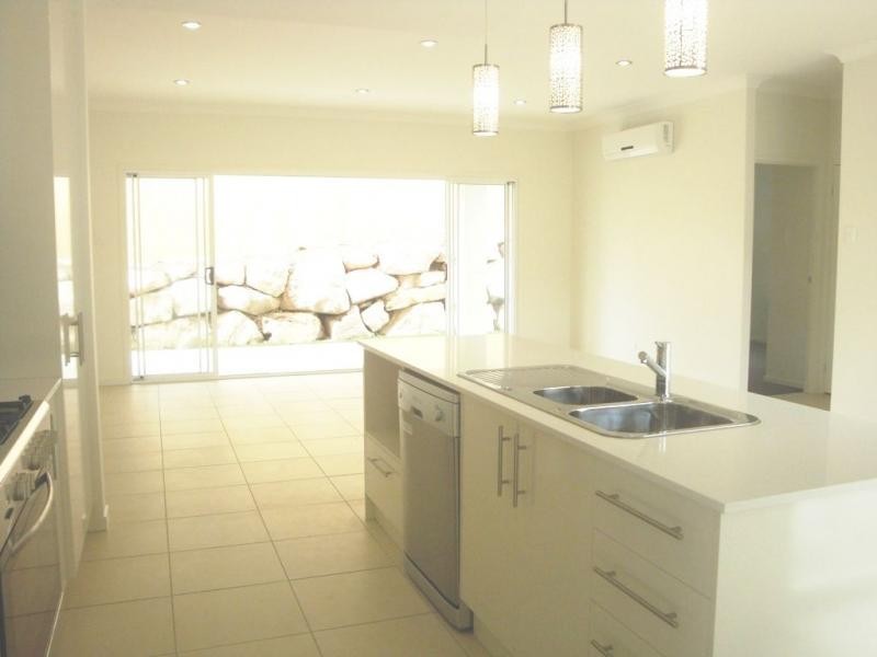 Victoria Point QLD 4165