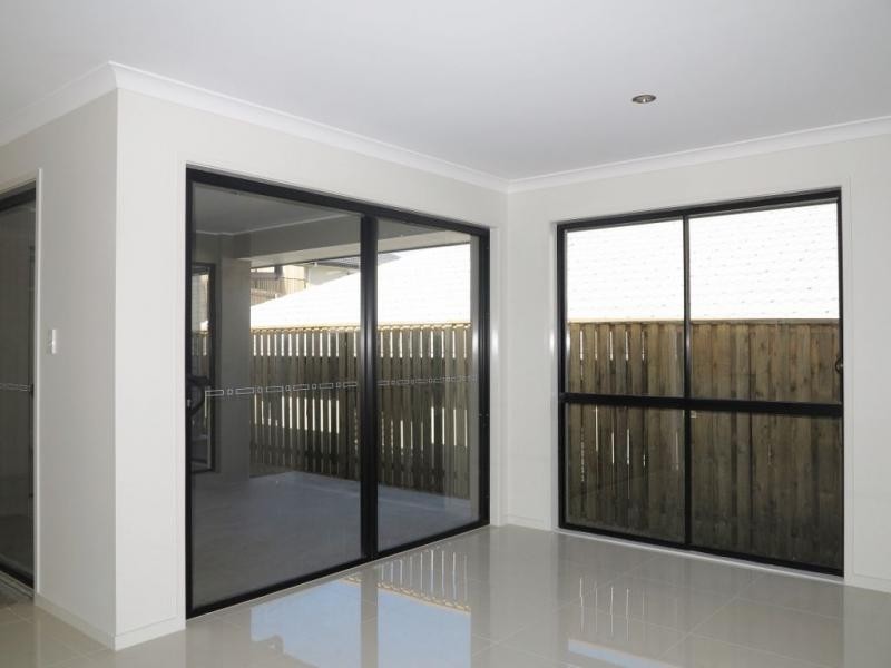 72 Yarrambat Rise, Upper Coomera QLD 4209