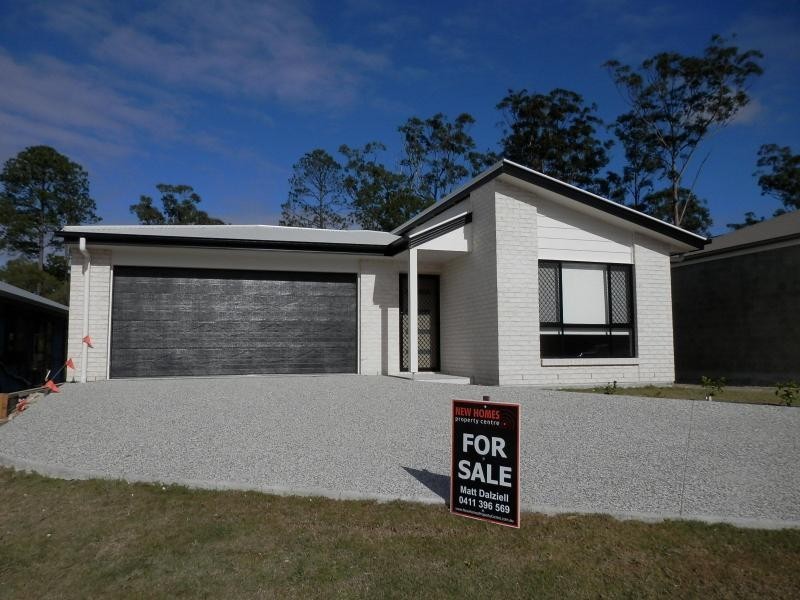 6 Darling Close, Pacific Pines QLD 4211