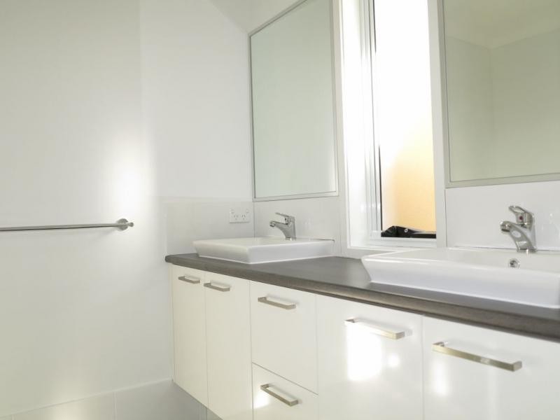 L543 Tanzanite Avenue, Logan Reserve QLD 4133