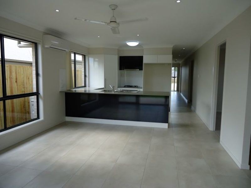 3 Travertine Avenue, Logan Reserve QLD 4133