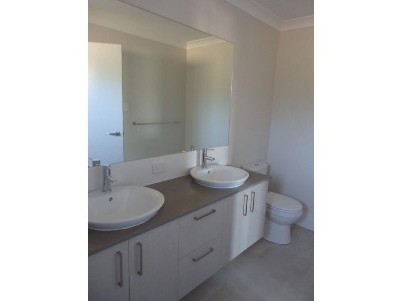 3 Travertine Avenue, Logan Reserve QLD 4133