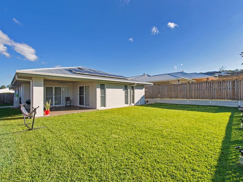 9 Mountain View Parade, Riverstone Crossing, Maudsland QLD 4210