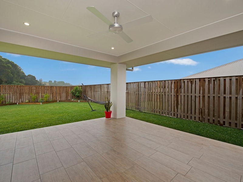 9 Mountain View Parade, Riverstone Crossing, Maudsland QLD 4210