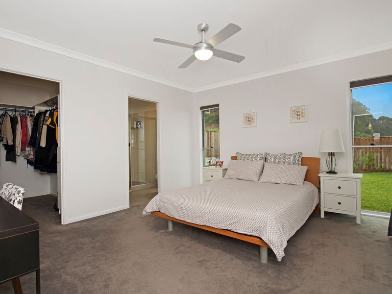 9 Mountain View Parade, Riverstone Crossing, Maudsland QLD 4210