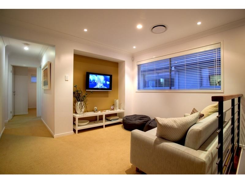 North Lakes QLD 4509