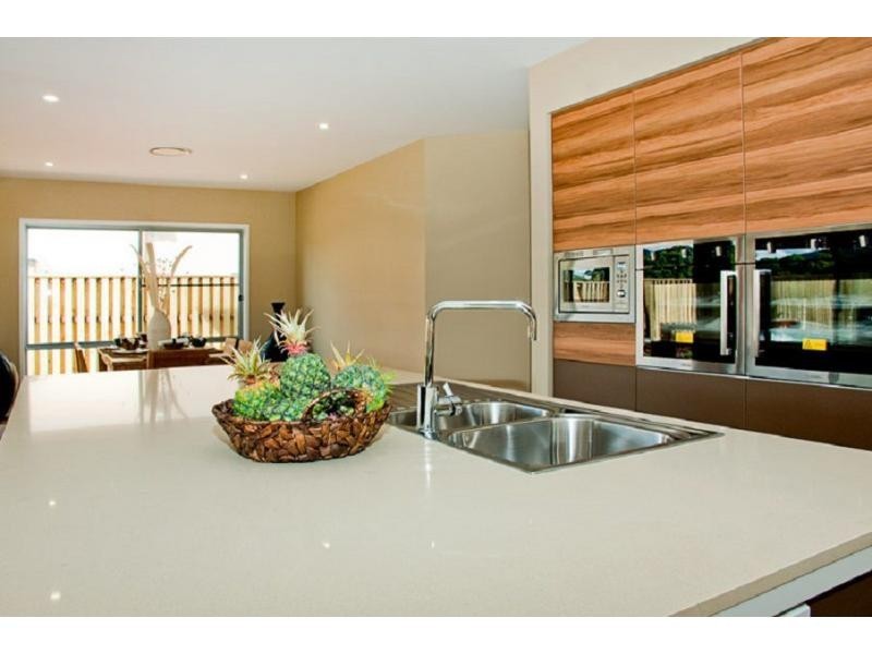 11 Gartside Avenue, Riverstone Crossing, Maudsland QLD 4210