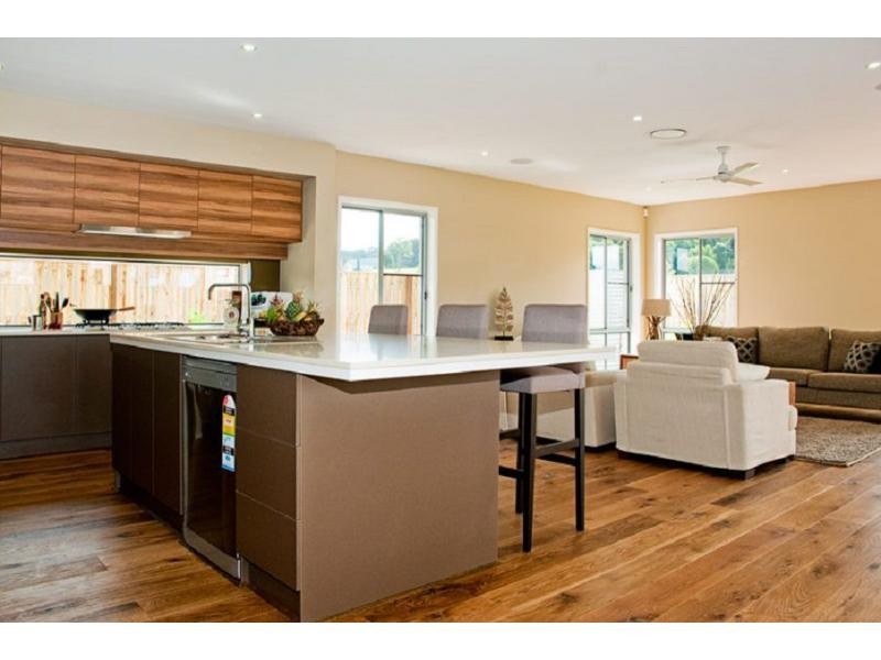11 Gartside Avenue, Riverstone Crossing, Maudsland QLD 4210