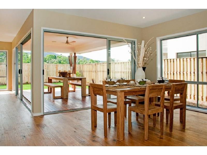 11 Gartside Avenue, Riverstone Crossing, Maudsland QLD 4210