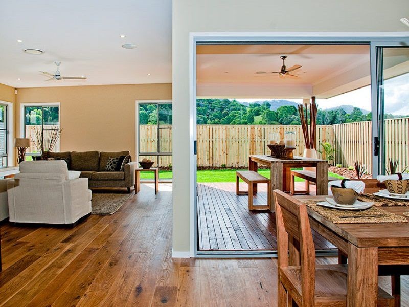 11 Gartside Avenue, Riverstone Crossing, Maudsland QLD 4210