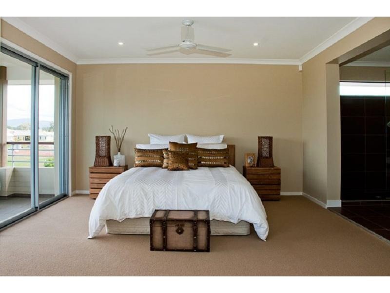 11 Gartside Avenue, Riverstone Crossing, Maudsland QLD 4210