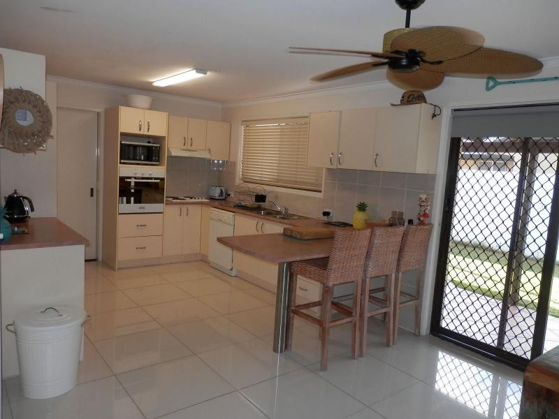 4 Sigatoka Place, Clear Island Waters QLD 4226