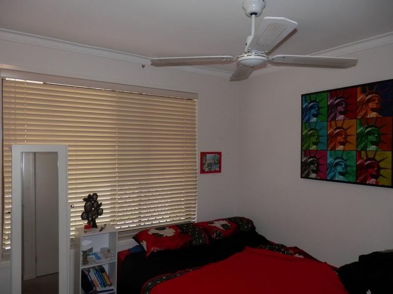 4 Sigatoka Place, Clear Island Waters QLD 4226