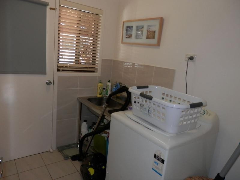 4 Sigatoka Place, Clear Island Waters QLD 4226