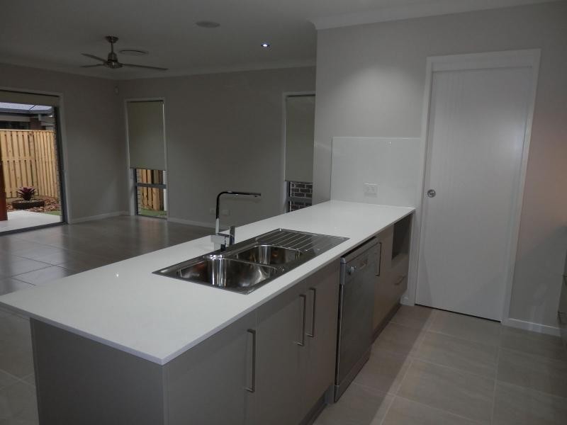 L520 Malachite , Stoneleigh Reserve, Logan Reserve QLD 4133