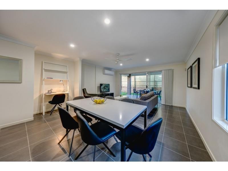 Pacific Pines QLD 4211