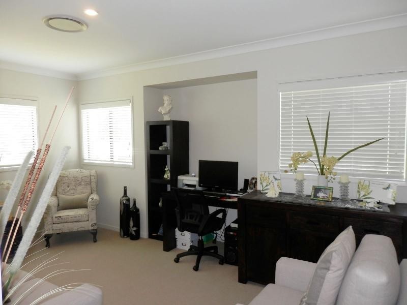 9 Homestead Circuit, Maudsland QLD 4210