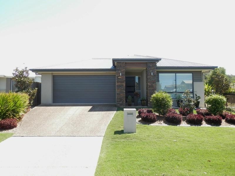9 Homestead Circuit, Maudsland QLD 4210