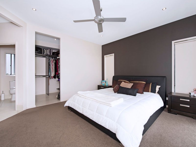 9 Northern Skies Terrace, Riverstone Crossing, Maudsland QLD 4210