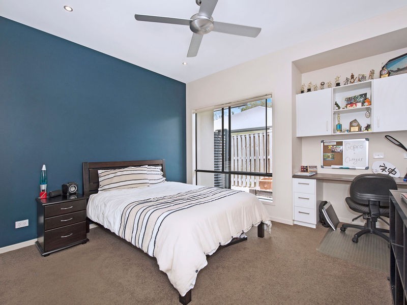 9 Northern Skies Terrace, Riverstone Crossing, Maudsland QLD 4210