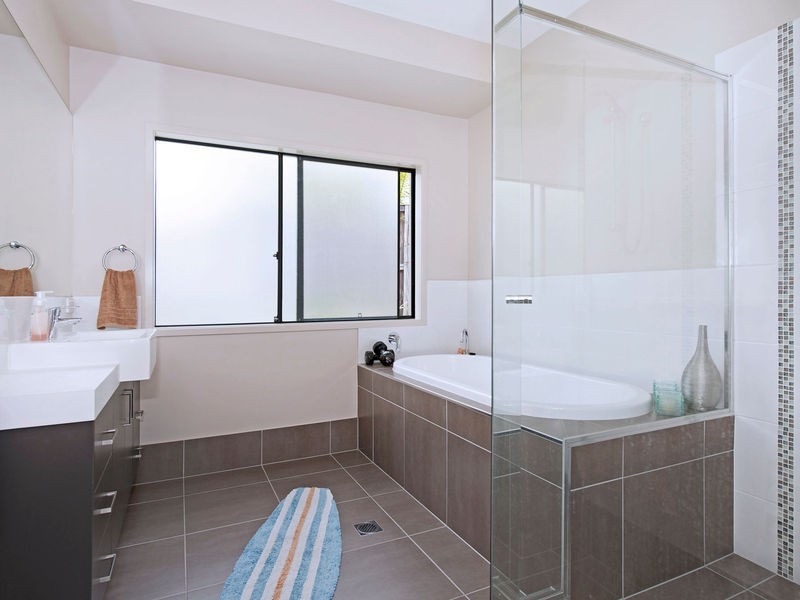 9 Northern Skies Terrace, Riverstone Crossing, Maudsland QLD 4210