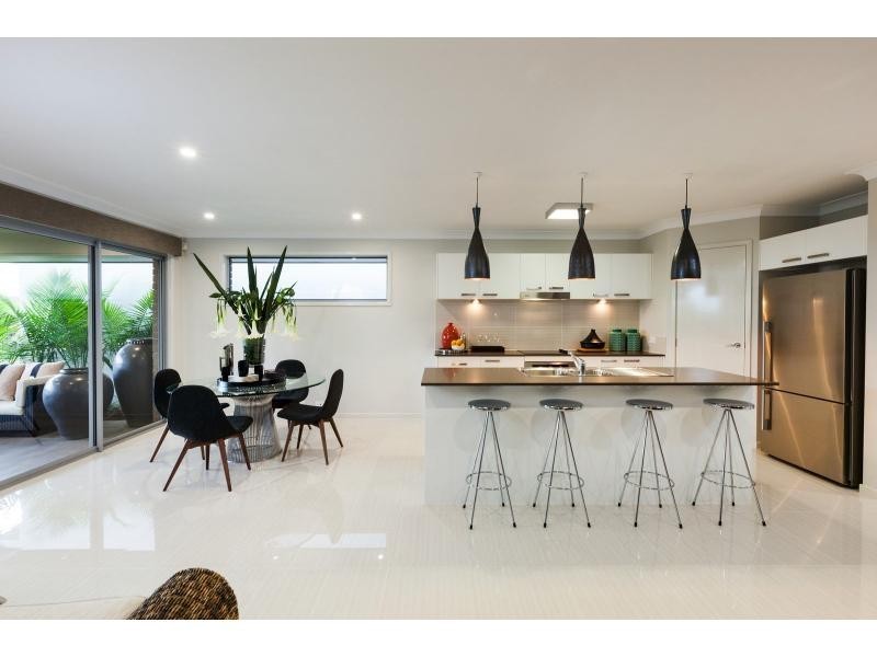 16 Sarabah Street, North Lakes QLD 4509