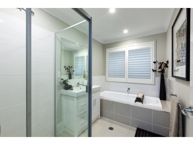 16 Sarabah Street, North Lakes QLD 4509