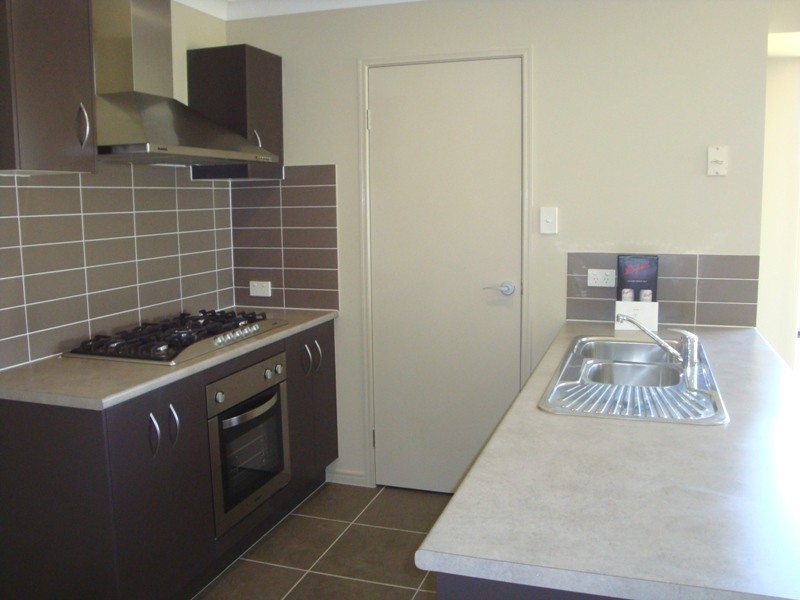 Pacific Pines QLD 4211
