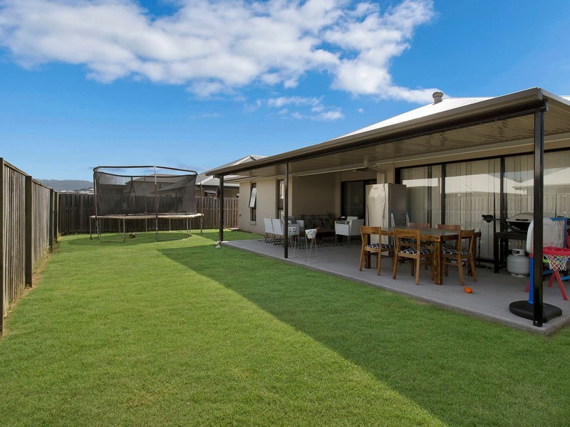 9 Falkener Street, Riverstone Crossing, Maudsland QLD 4210