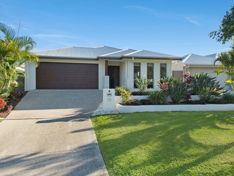 18 Plantation Crescent, Riverstone Crossing, Maudsland QLD 4210