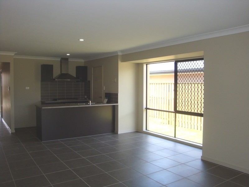 Pacific Pines QLD 4211