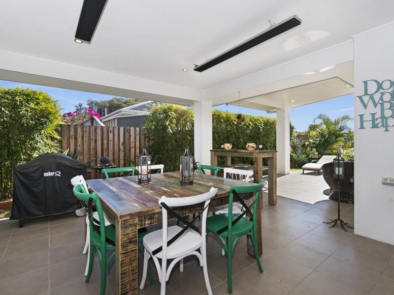 4 Mountain View Parade, Riverstone Crossing, Maudsland QLD 4210