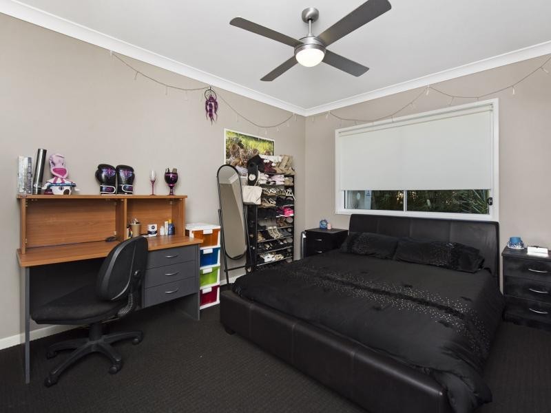 4 Mountain View Parade, Riverstone Crossing, Maudsland QLD 4210