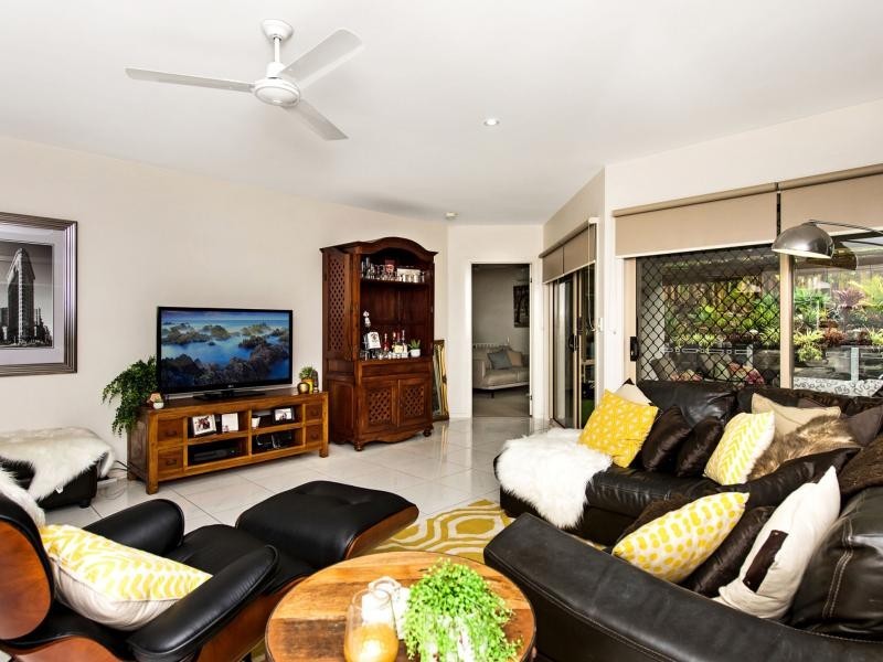 3 Prairie Avenue, Riverstone Crossing, Maudsland QLD 4210