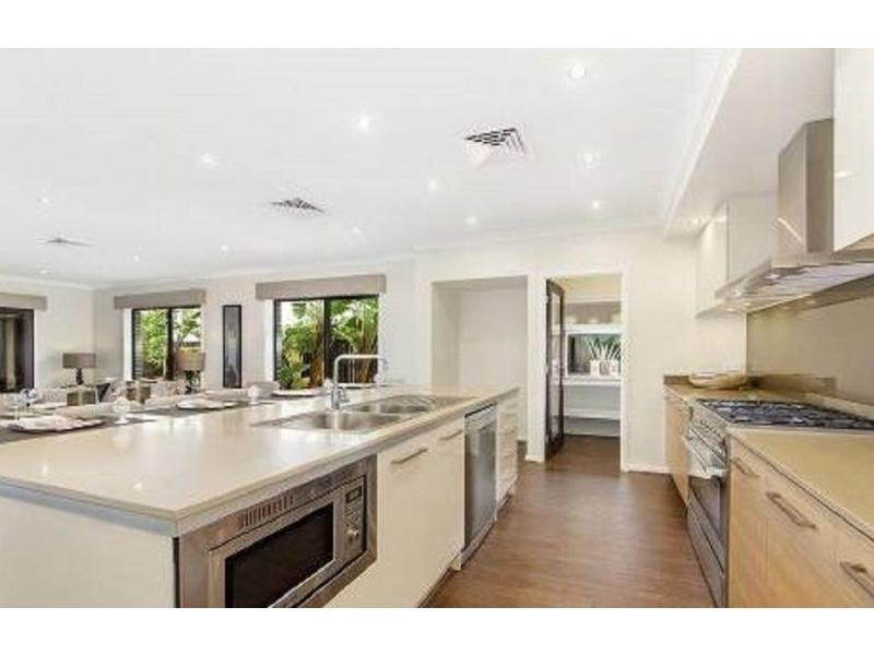 1 Sarabah Street, North Lakes QLD 4509