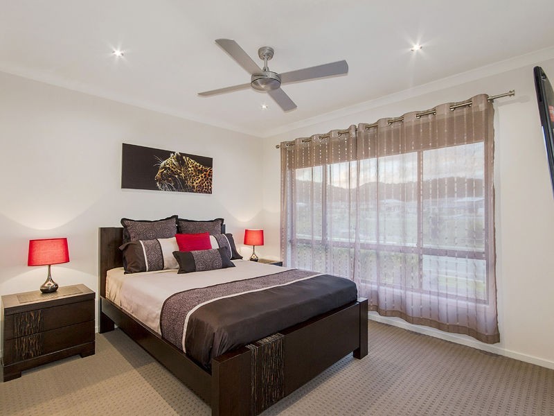 225 Riverstone Crossing , Riverstone Crossing, Maudsland QLD 4210