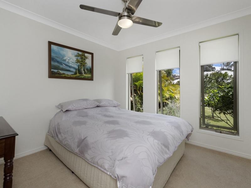 14 Valley Brook Rise, Riverstone Crossing, Maudsland QLD 4210