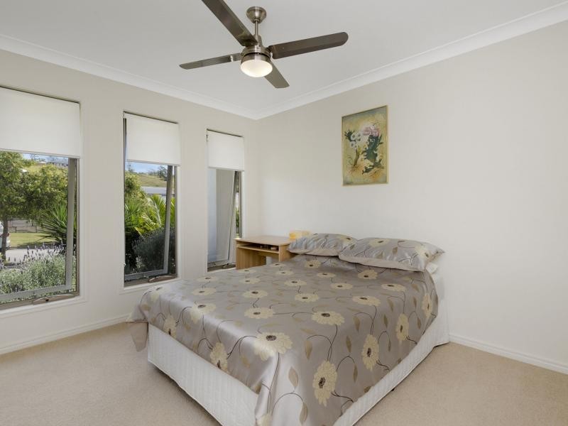 14 Valley Brook Rise, Riverstone Crossing, Maudsland QLD 4210